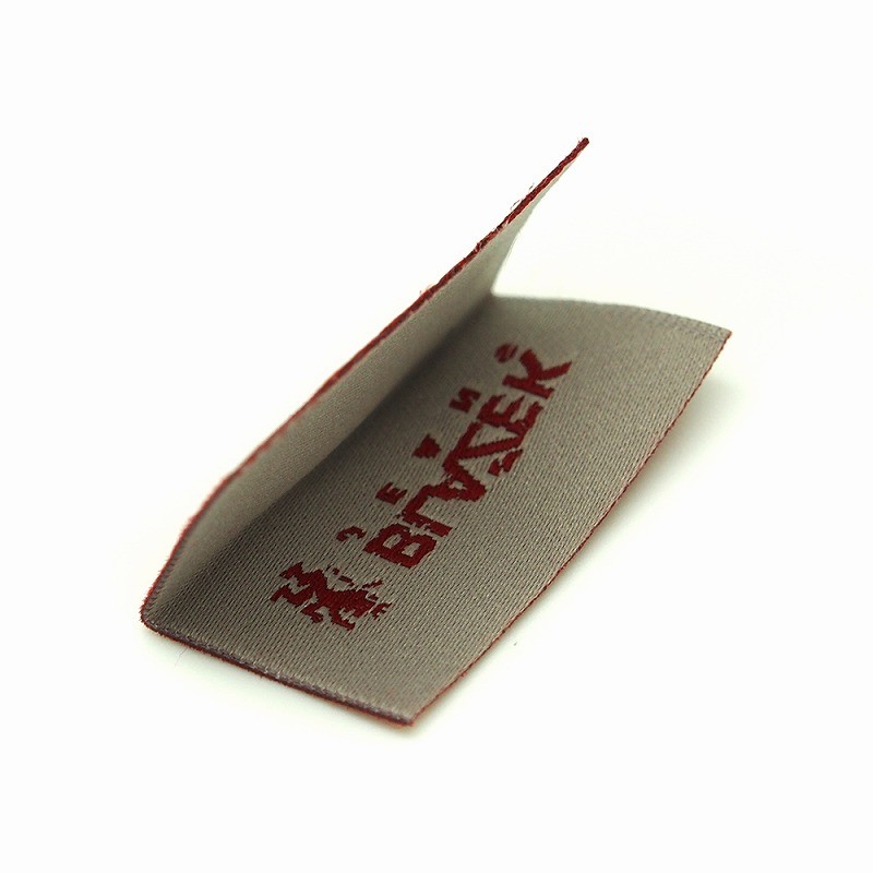 怎麽控製織嘜布標的品質？